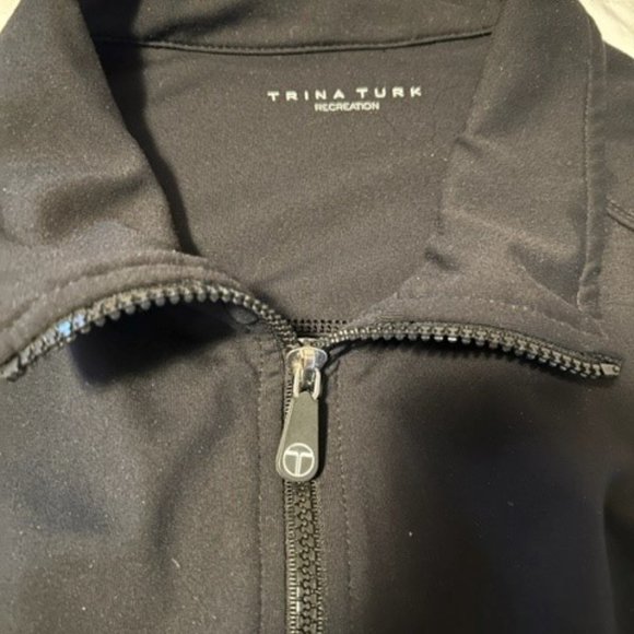 Trina Turk - Athleisure wear XL cover up - Picture 5 of 5